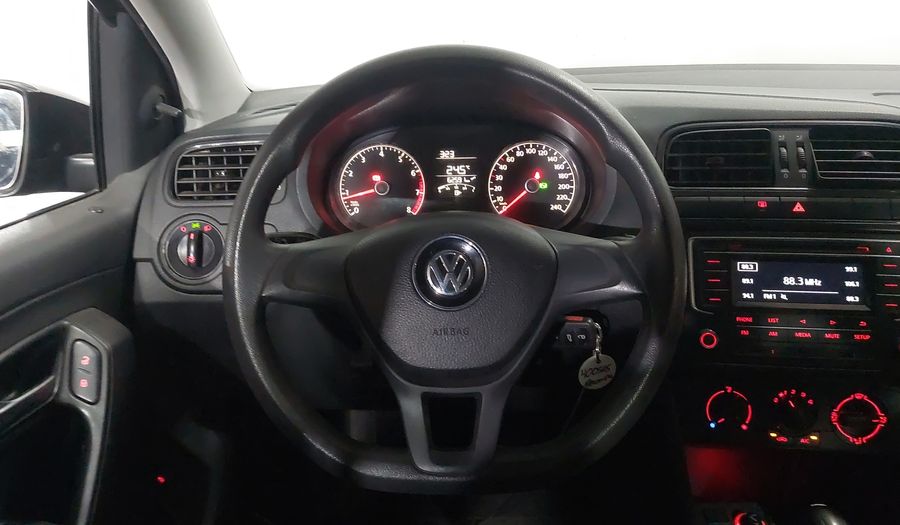 Volkswagen Vento 1.6 STARTLINE AUTO Sedan 2020