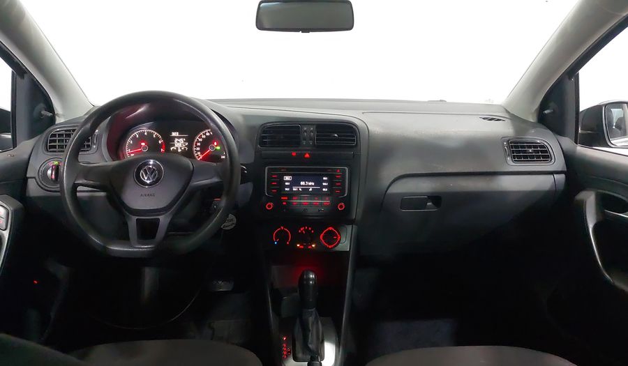 Volkswagen Vento 1.6 STARTLINE AUTO Sedan 2020