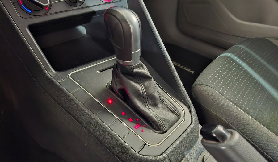 Volkswagen Virtus 1.6 MSI COMFORTLINE AUTO Sedan 2018