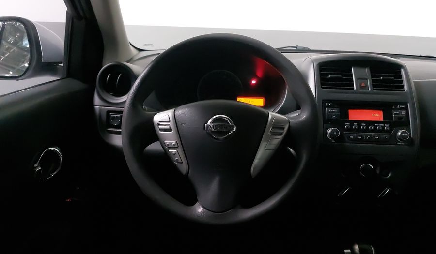 Nissan Versa 1.6 SENSE TA AC Sedan 2015