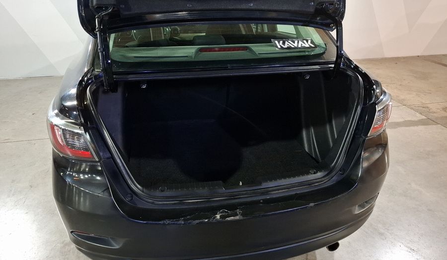 Toyota Yaris 1.5 R MID MT Sedan 2016