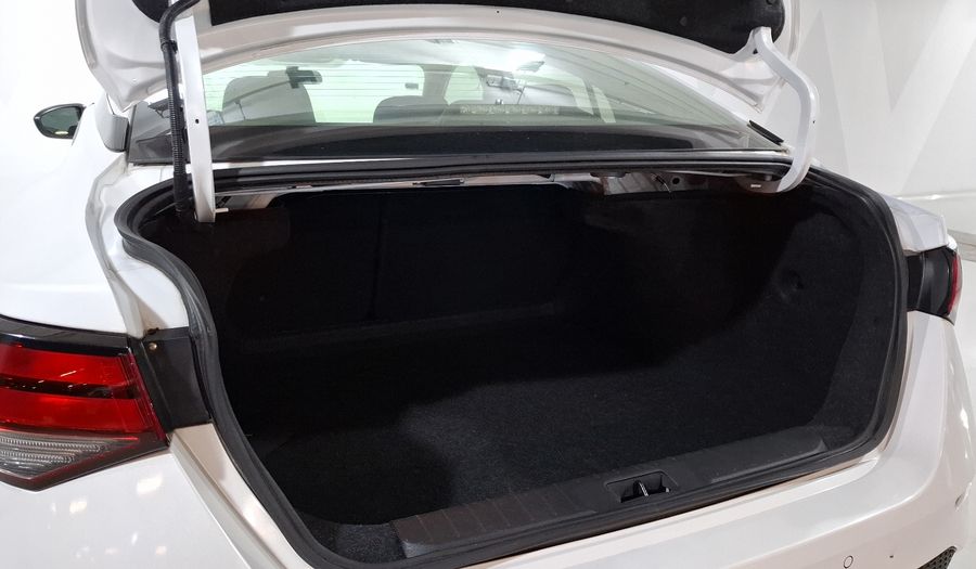 Nissan Sentra 2.0 SENSE CVT Sedan 2021