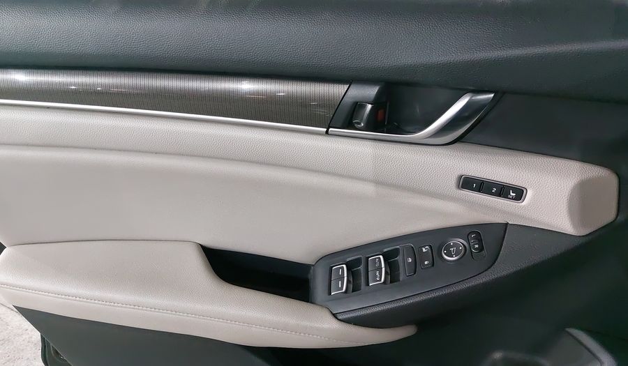 Honda Accord 2.0 TOURING AUTO Sedan 2019