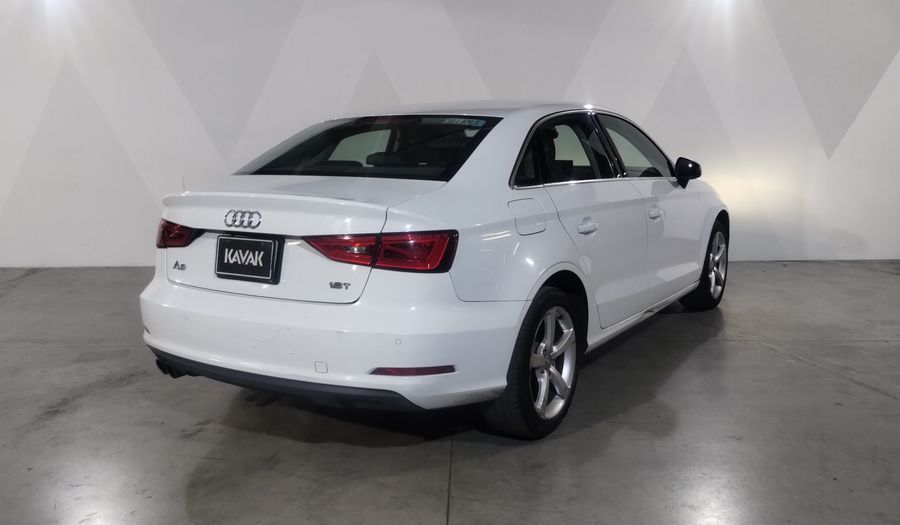 Audi A3 1.8 TFSI ATTRACTION S TRONIC Sedan 2015