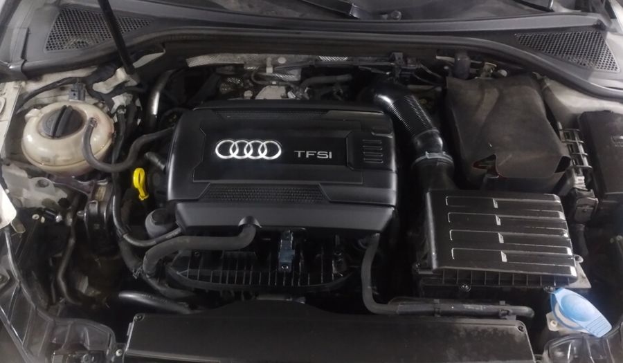 Audi A3 1.8 TFSI ATTRACTION S TRONIC Sedan 2015