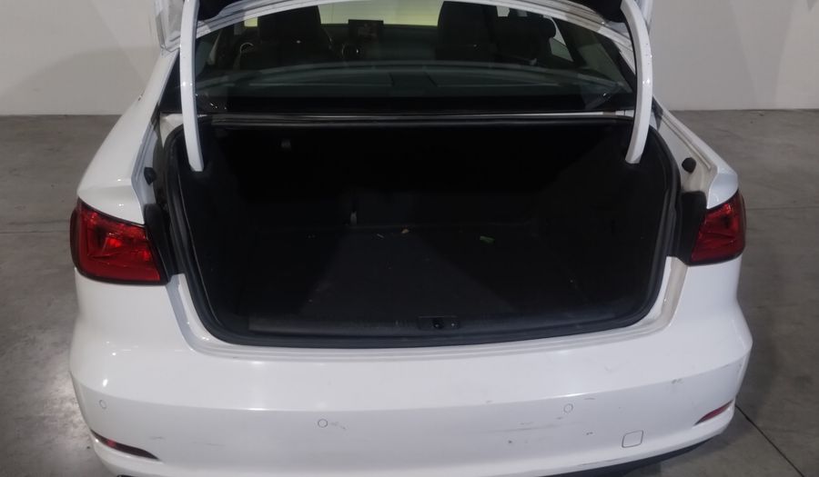 Audi A3 1.8 TFSI ATTRACTION S TRONIC Sedan 2015