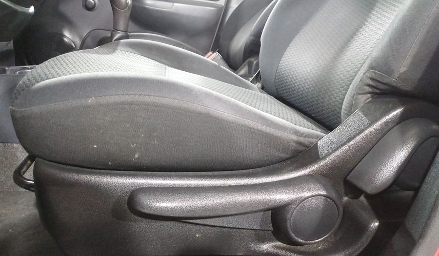 Nissan March 1.6 SENSE MT Hatchback 2013