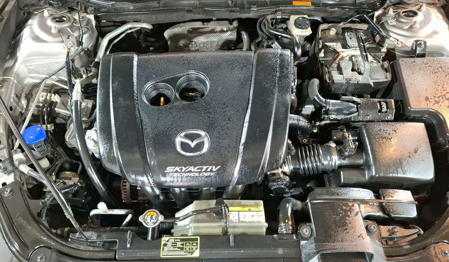 Mazda 3 2.0 HATCHBACK I TOURING TM Hatchback 2015