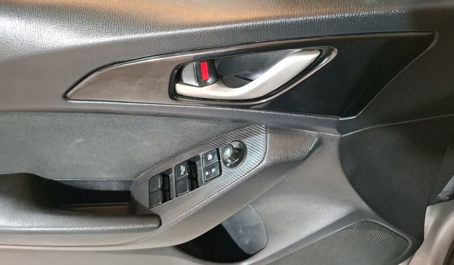 Mazda 3 2.0 HATCHBACK I TOURING TM Hatchback 2015
