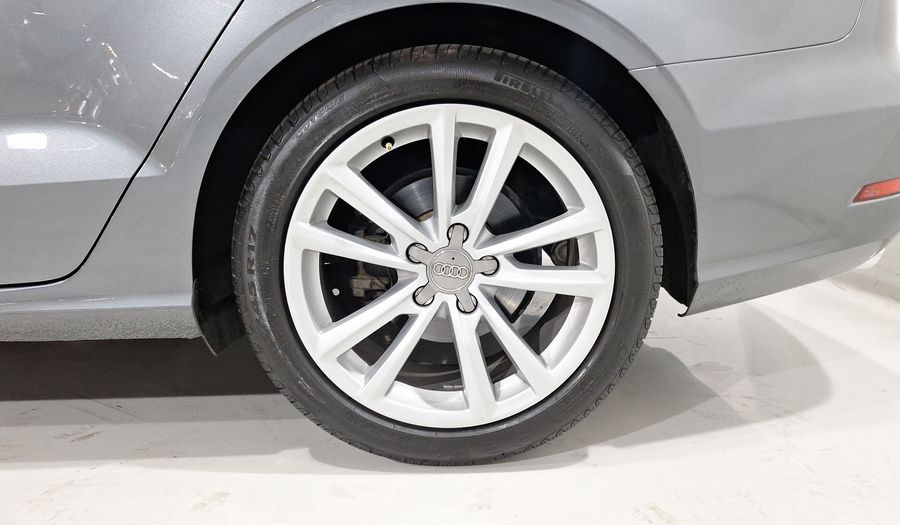 Audi A3 1.8 TFSI ATTRACTION PLUS S TRONIC Sedan 2016