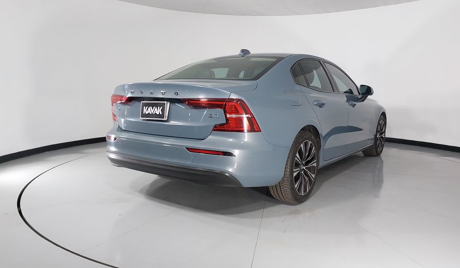 Volvo S60 2.0 B4 MHEV PLUS AUTO Sedan 2023