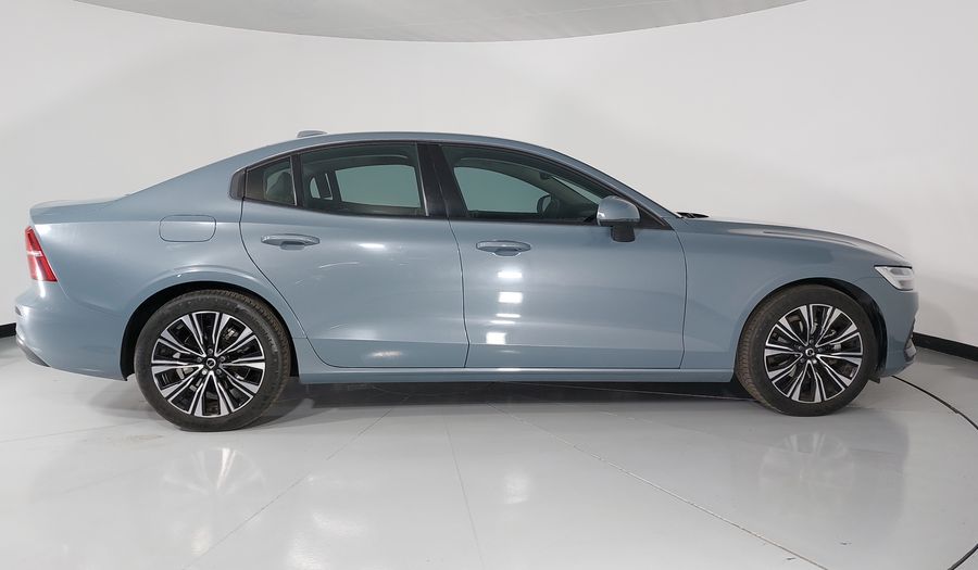 Volvo S60 2.0 B4 MHEV PLUS AUTO Sedan 2023