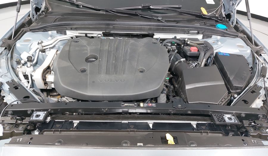 Volvo S60 2.0 B4 MHEV PLUS AUTO Sedan 2023