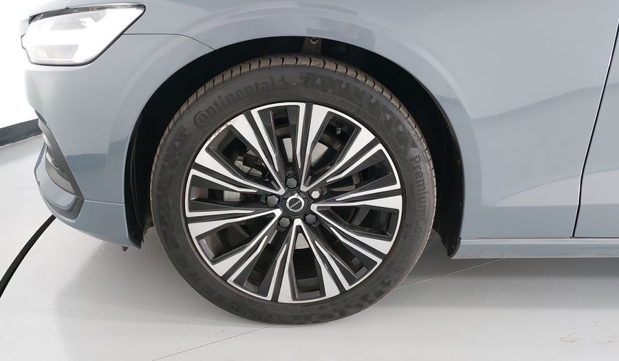 Volvo S60 2.0 B4 MHEV PLUS AUTO Sedan 2023