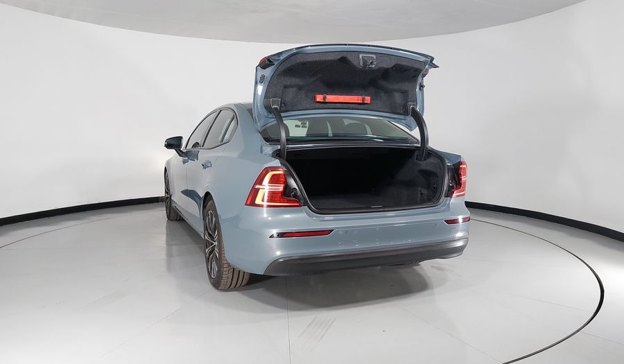 Volvo S60 2.0 B4 MHEV PLUS AUTO Sedan 2023