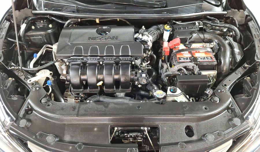 Nissan Sentra 1.8 ADVANCE CVT Sedan 2017