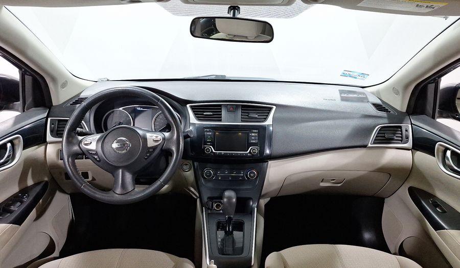 Nissan Sentra 1.8 ADVANCE CVT Sedan 2017