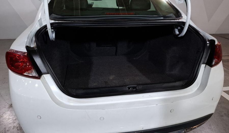 Chrysler 200 2.4 C Sedan 2015