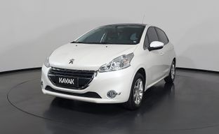 Peugeot • 208