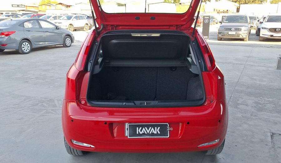 Fiat Punto 1.4 PUNTO EASY Hatchback 2017