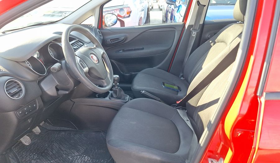 Fiat Punto 1.4 PUNTO EASY Hatchback 2017