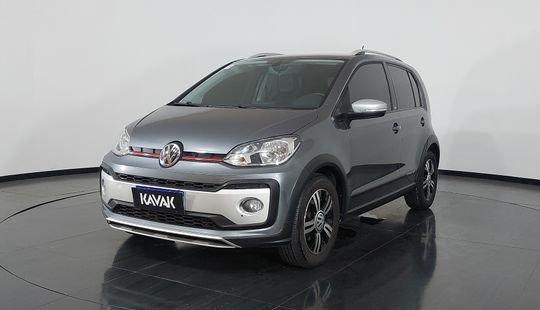 Volkswagen • Cross Up