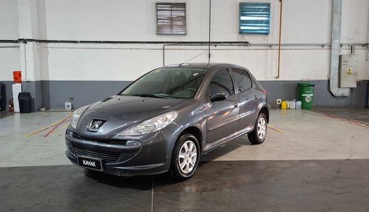 Peugeot • 207