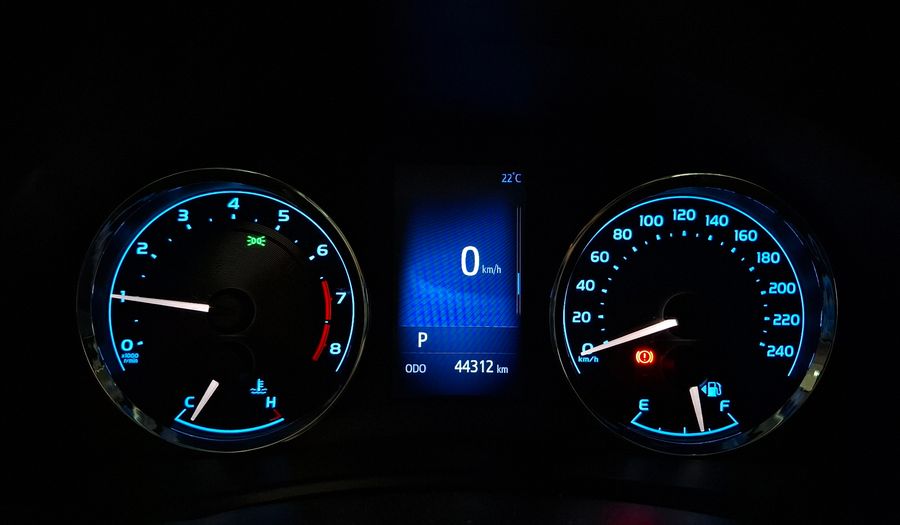 Toyota Corolla 1.8 SE-G CVT Sedan 2018