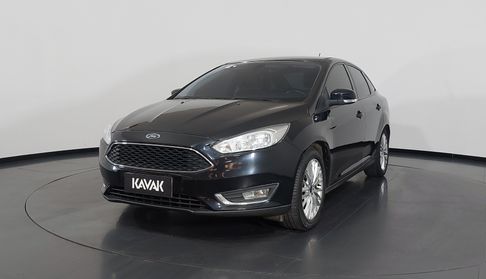 Ford Focus SE FASTBACK Sedan 2018