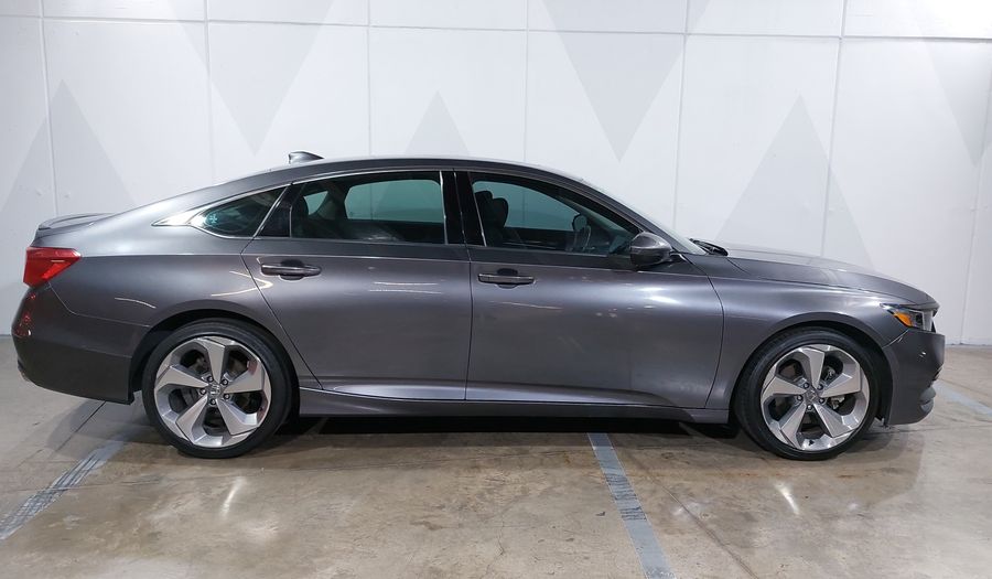 Honda Accord 2.0 TOURING AUTO Sedan 2020