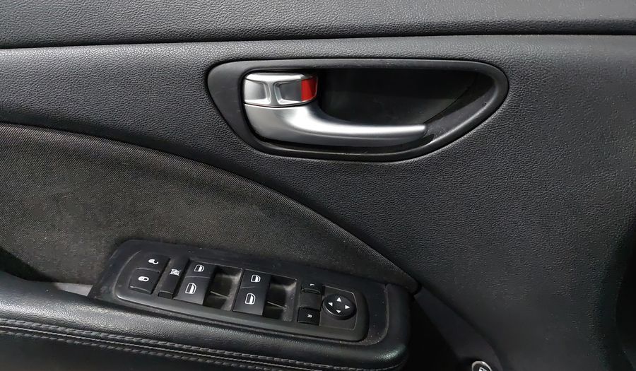 Dodge Dart 2.0 SXT ATX Sedan 2013