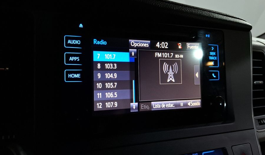Toyota Sienna 3.5 XLE PIEL AT Minivan 2015