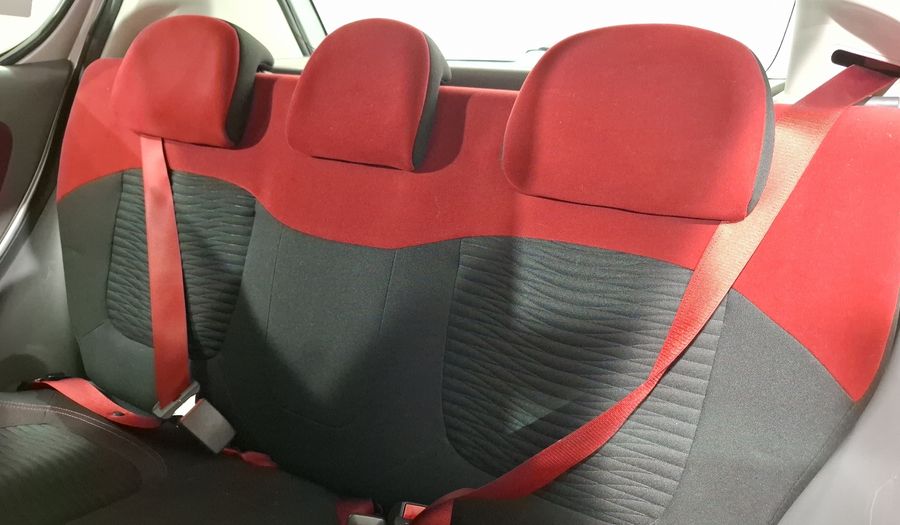 Fiat Palio 1.6 SPORTING MT Hatchback 2016