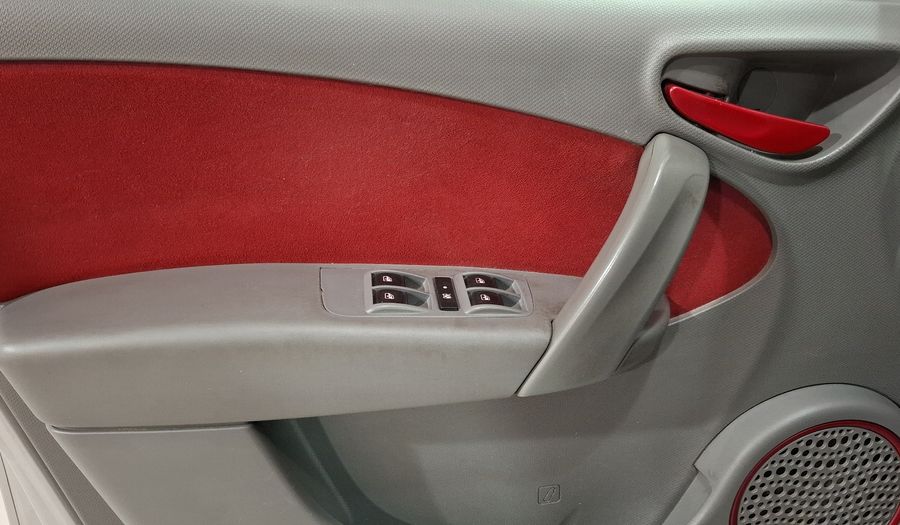 Fiat Palio 1.6 SPORTING MT Hatchback 2016