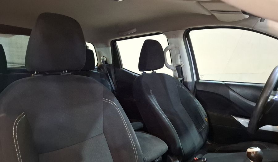 Nissan Np300 2.5 LE TM AC Pickup 2018