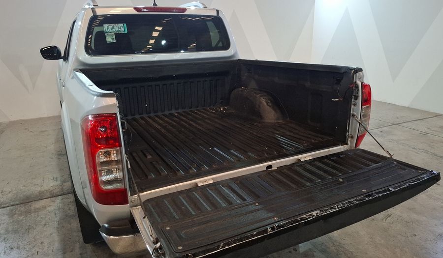 Nissan Np300 2.5 LE TM AC Pickup 2018