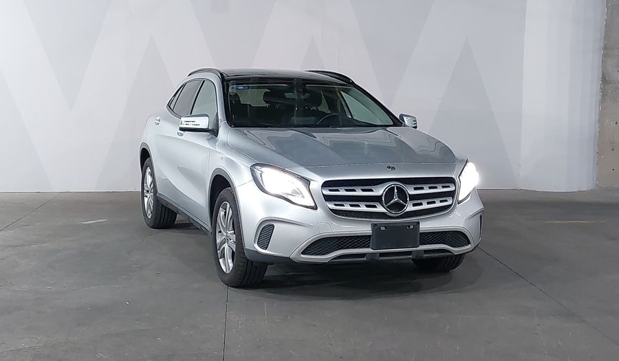 Mercedes Benz Clase Gla 1.6 GLA 200 DCT Suv 2020
