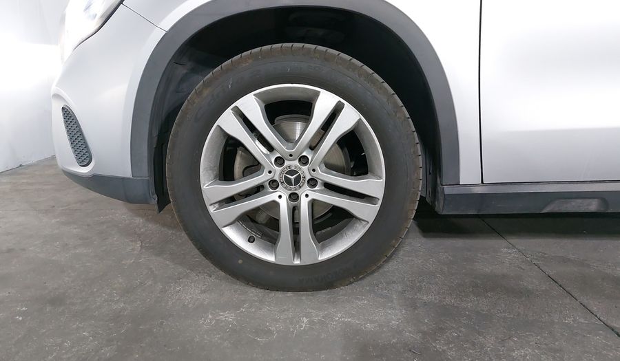 Mercedes Benz Clase Gla 1.6 GLA 200 DCT Suv 2020