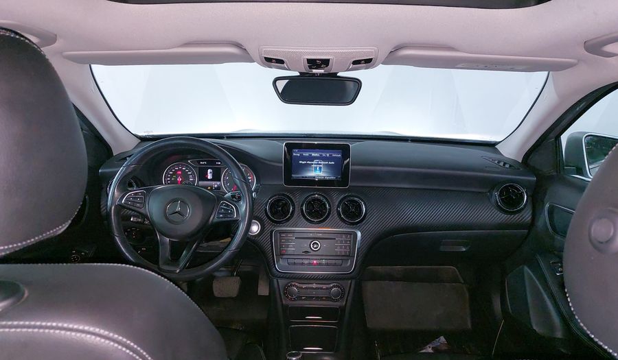 Mercedes Benz Clase Gla 1.6 GLA 200 DCT Suv 2020