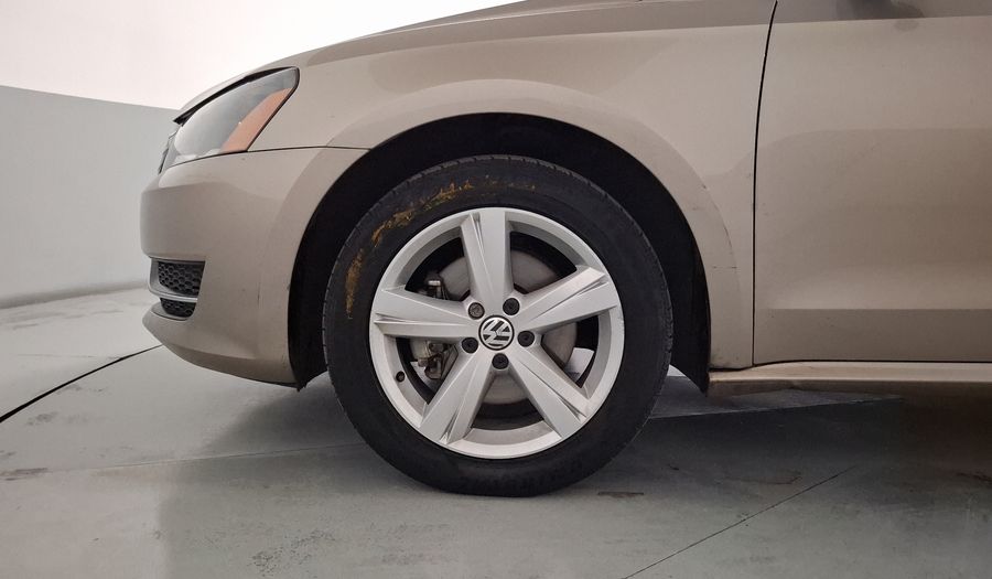 Volkswagen Passat 2.5 SPORTLINE TIPTRONIC Sedan 2015