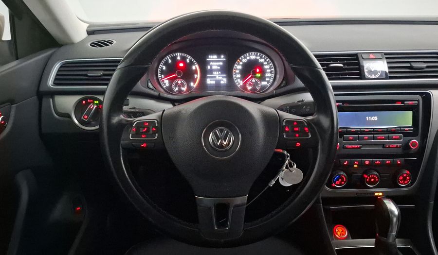 Volkswagen Passat 2.5 SPORTLINE TIPTRONIC Sedan 2015