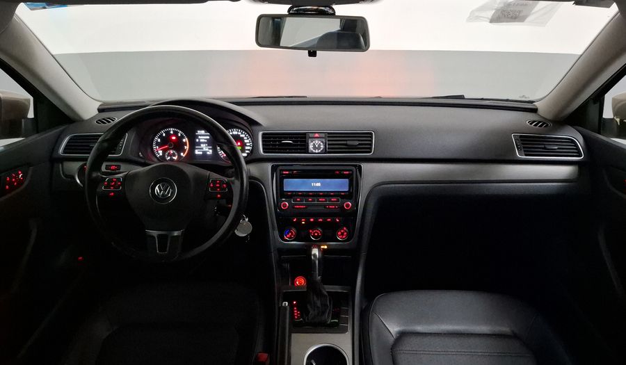 Volkswagen Passat 2.5 SPORTLINE TIPTRONIC Sedan 2015