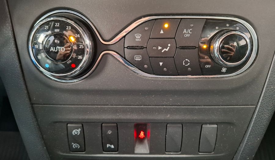 Renault Sandero 1.6 INTENS Hatchback 2021