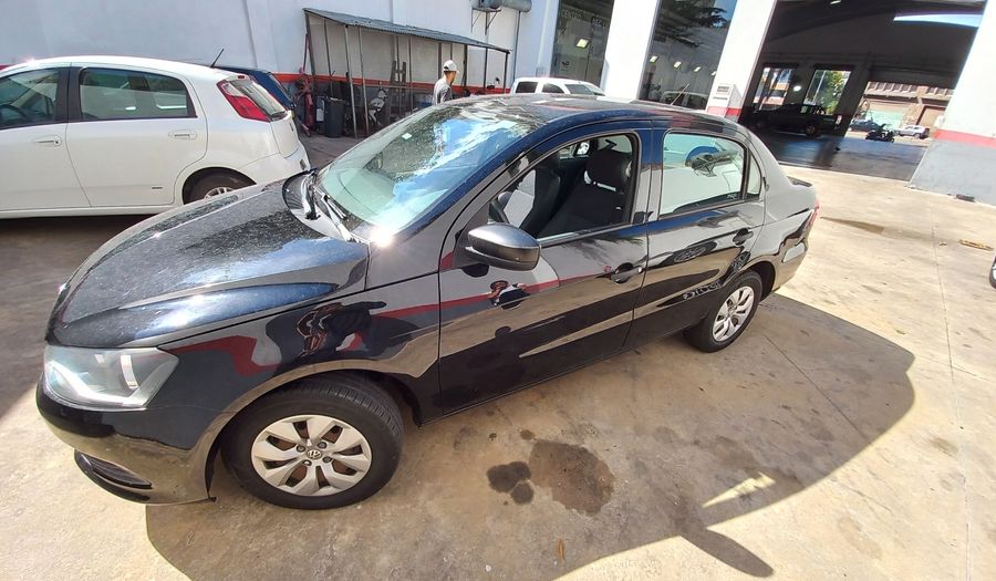 Volkswagen Voyage 1.6 COMFORTLINE Sedan 2015