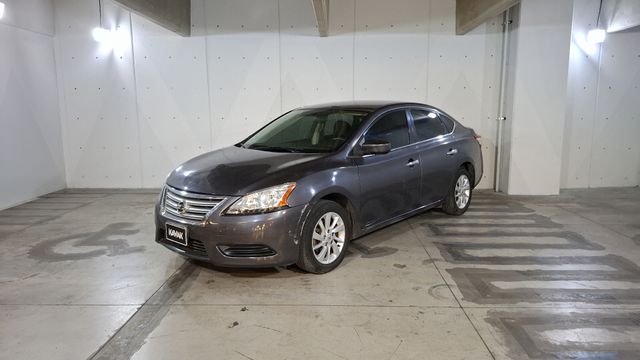 Nissan • Sentra