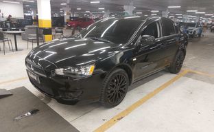 Mitsubishi • Lancer