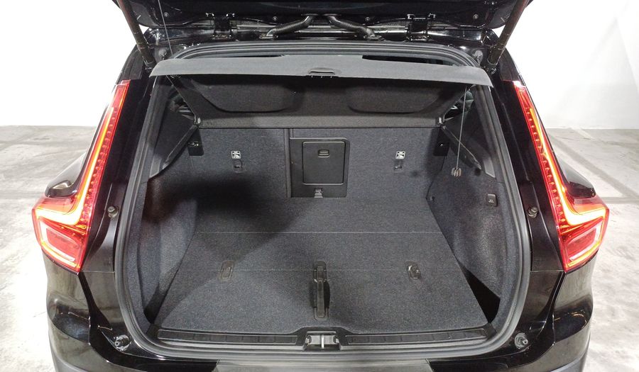 Volvo Xc40 BEV 69KWH RECHARGE PLUS AUTO Suv 2024
