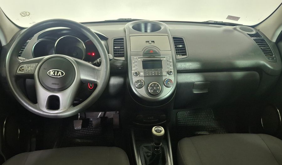 Kia Soul 1.6 LX Hatchback 2011