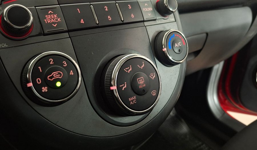 Kia Soul 1.6 LX Hatchback 2011