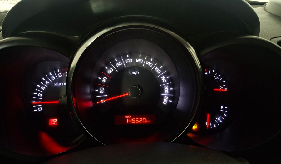 Kia Soul 1.6 LX Hatchback 2011